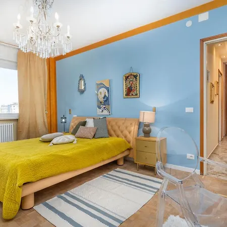 Lucilla Home - Apt Con Wifi Nel Cuore Di Udine Exterior photo